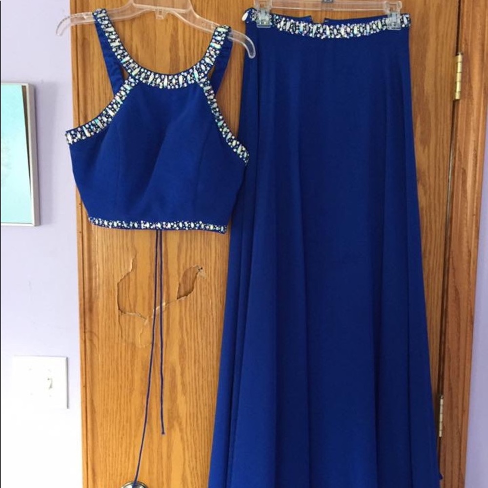 Blue Two-piece Prom Dress